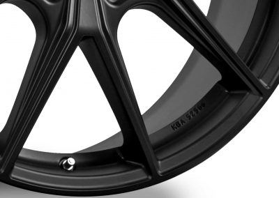 Brock B40 Felgendetails 6