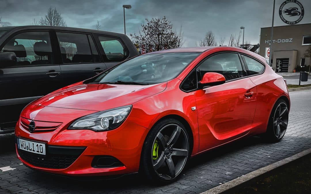 Opel Astra J GTC