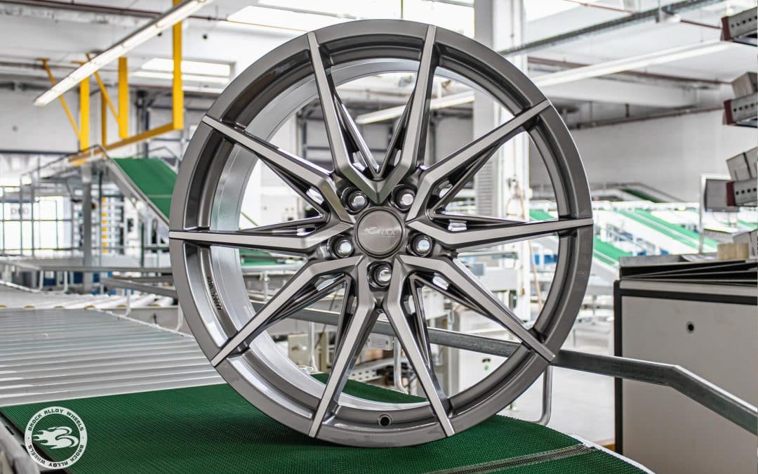 B42 Ferric Grey Poliert