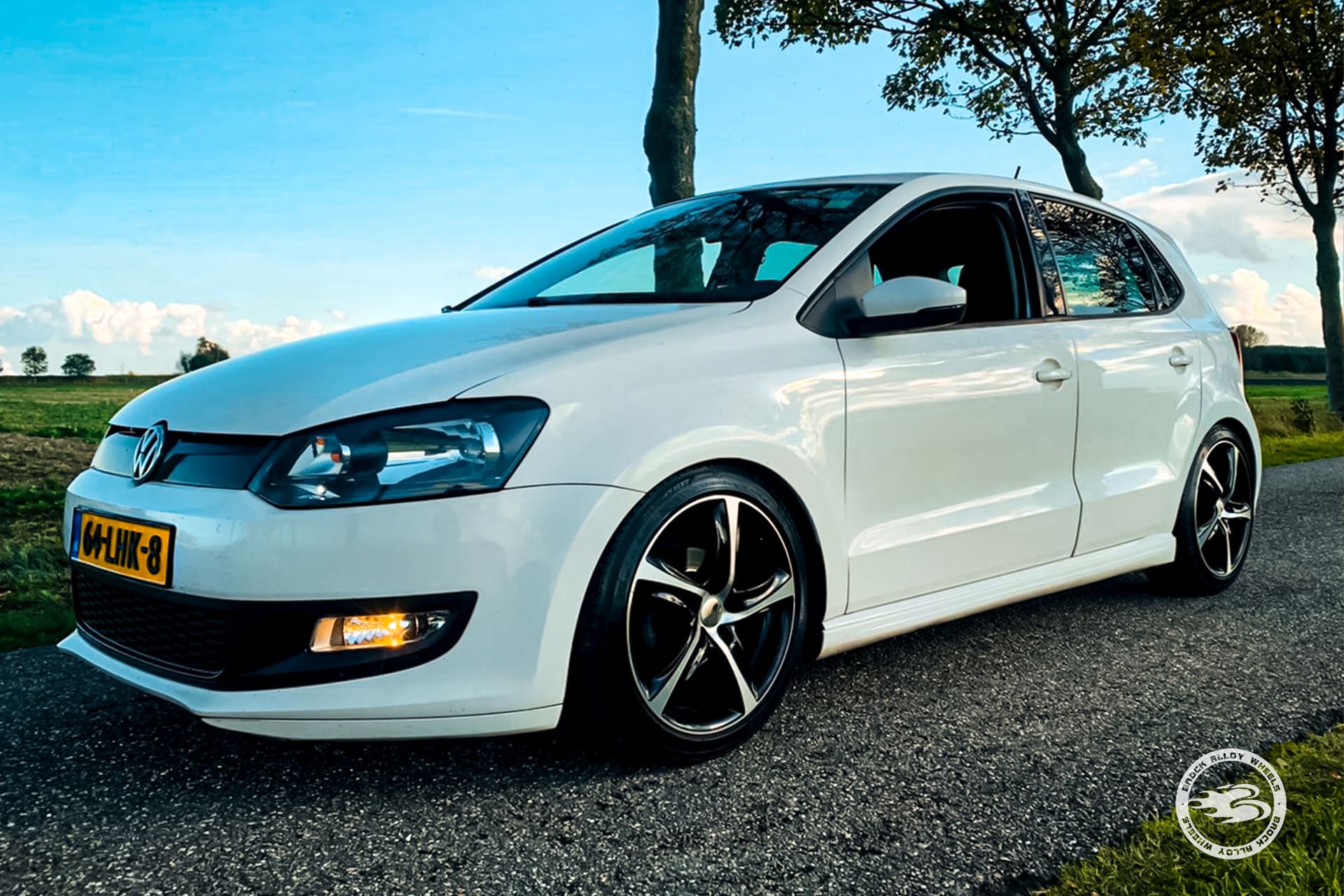VW Polo with Brock B25 wheels in 7.5x17 black gloss full polished