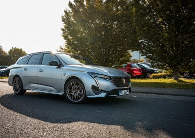 Peugeot 308 GT mit Brock B44 19 Zoll Felgen in Bronze Copper