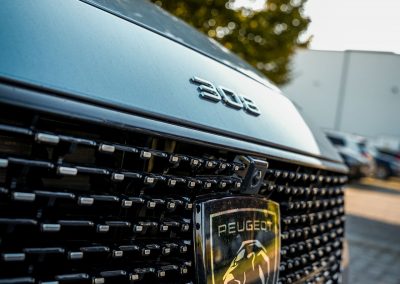 Peugeot 308 GT mit Brock B44 19 Zoll Felgen in Bronze Copper